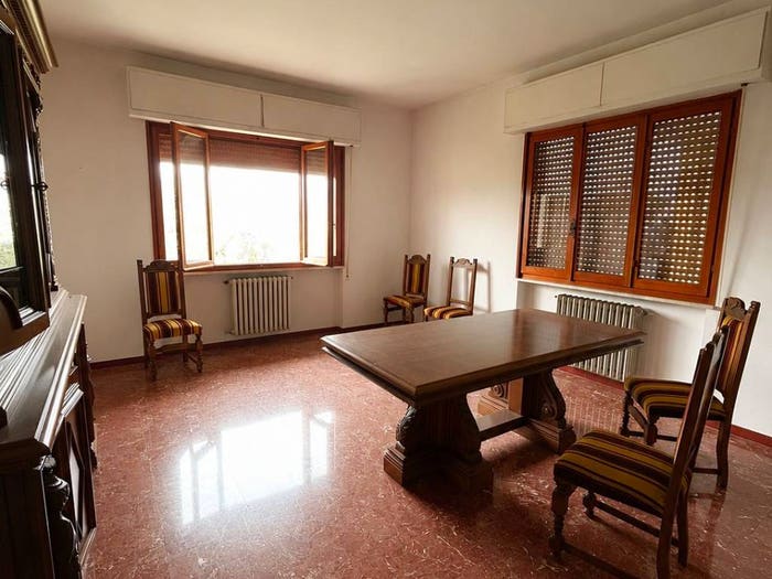 Appartamento con 6 locali in vendita in Centro, Montale