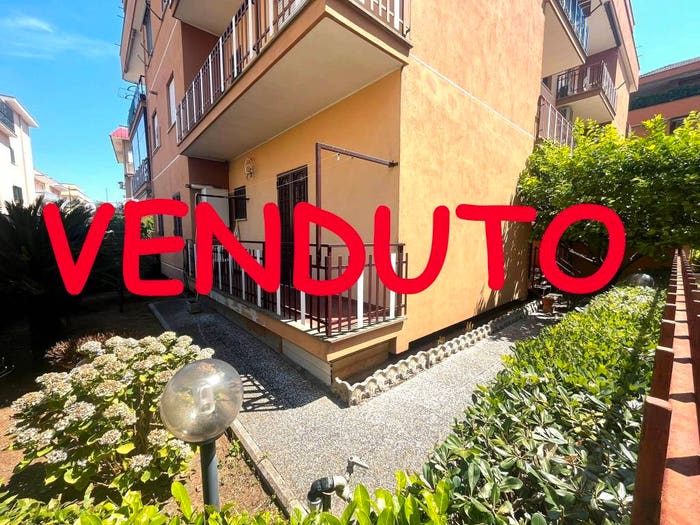 Appartamento trilocale in vendita in Via Giovanni Verga, Semicentro, Aprilia
