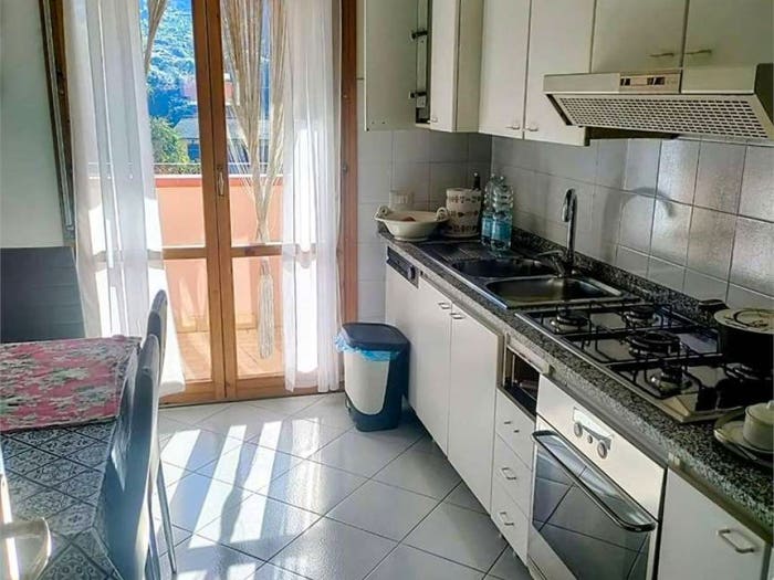 Appartamento con 5 locali in vendita in via montelivero, Perticata Bonascola Nazzano, Carrara