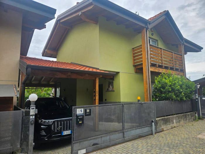 Casa trilocale in vendita in Via Monte Generoso, Drezzo, Colverde