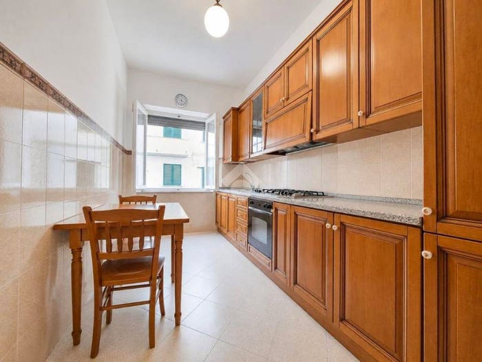 Appartamento quadrilocale in vendita in Via Puccini, Zona Nuova Pratoranieri, Follonica
