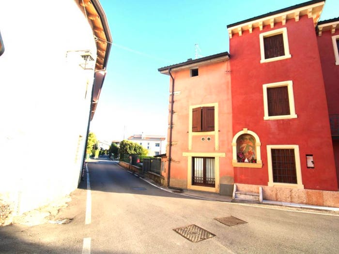 Casa trilocale in vendita in Centro, Pescantina