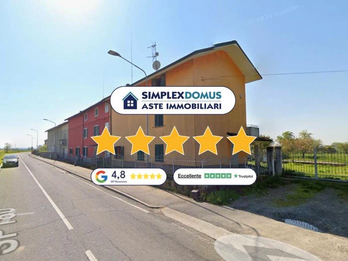 Appartamento con 6 locali in vendita in Via Basaluzzo, Fresonara