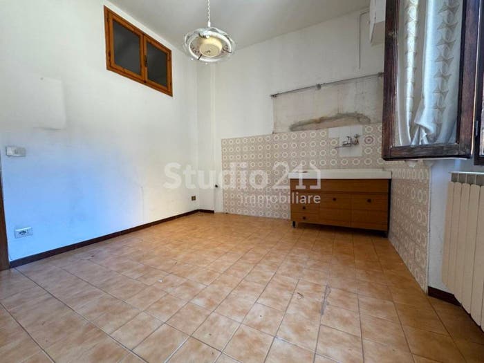 Appartamento trilocale in vendita in via rosai, San Giovanni Valdarno