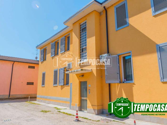 Appartamento trilocale in vendita in Via Giuseppe Verdi, Guinzano, Giussago