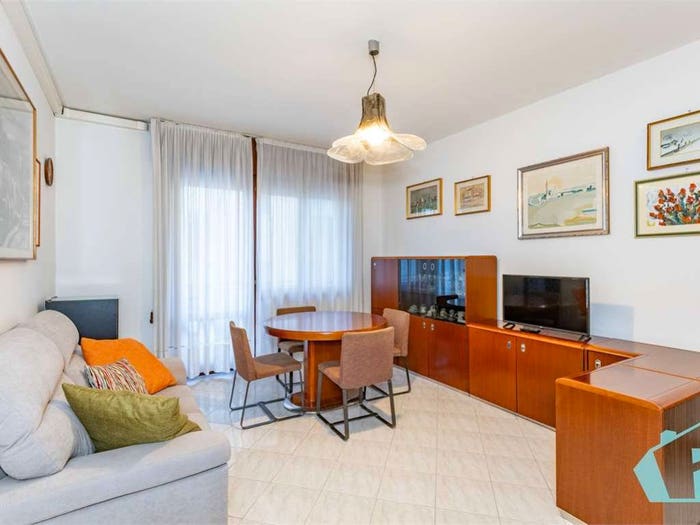 Appartamento quadrilocale in vendita in Via Millosevich, Mestre, Venezia