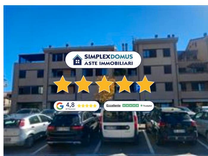 Appartamento quadrilocale in vendita in Piazzale Europa, Camucia Monsigliolo, Cortona