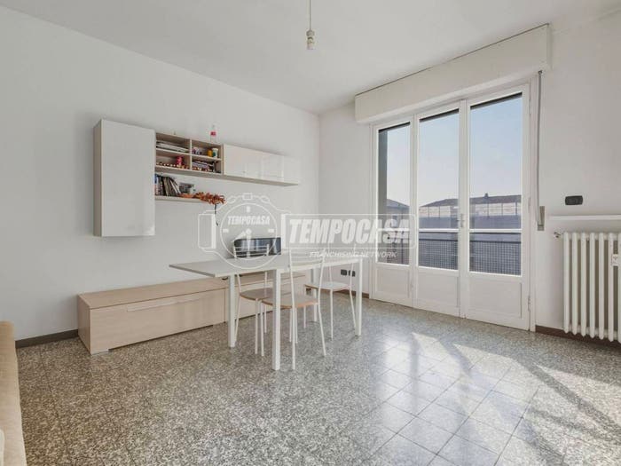 Appartamento trilocale in vendita in Via Orbetello, Crescenzago, Milano