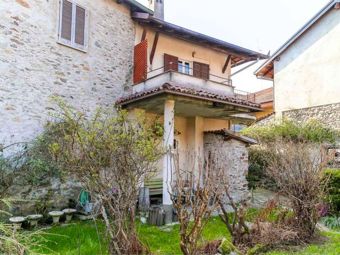 Casa con 5 locali in vendita in Via Asilo Scapardini, Centro, Miasino