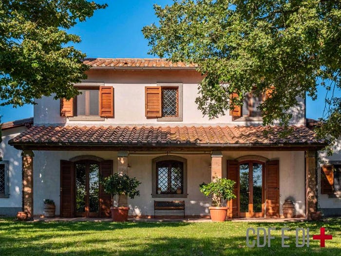 Casa con 6 locali in vendita in Strada Regionale Cassia, Montefiascone