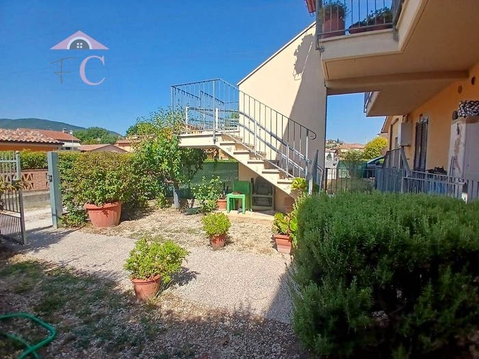 Appartamento trilocale in vendita in Via Ugo Tognazzi, Narni