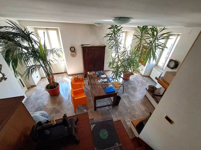 Appartamento quadrilocale in vendita in Via Dante Alighieri, Centro, Norcia