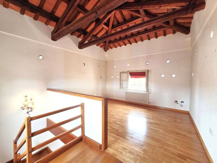 Appartamento con 5 locali in vendita in Via Quarto, Centro Storico, Imola