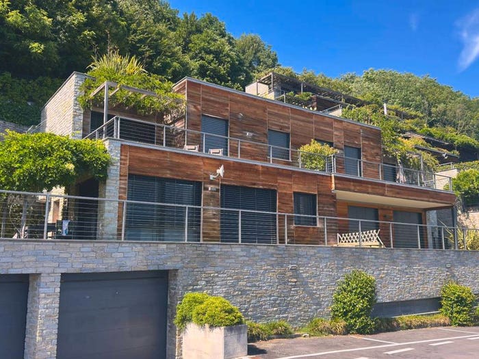 Appartamento trilocale in vendita in Via per Caino, Centro, Vercana
