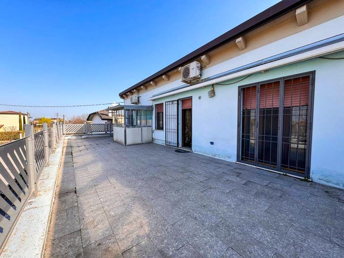 Appartamento trilocale in vendita in Via Solferino, Asola