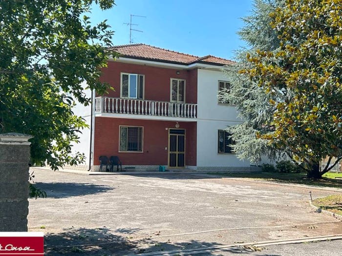 Casa con 6 locali in vendita in Via Del Fabbro, San Martino, Ferrara