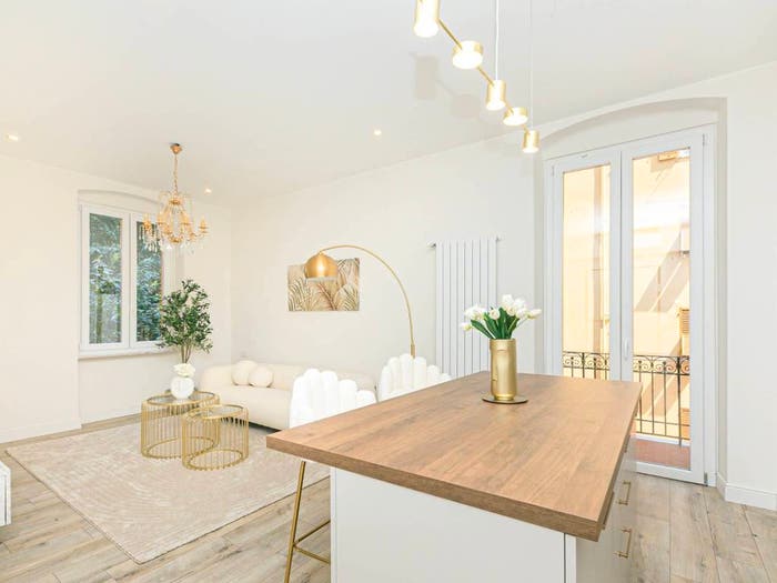 Appartamento con 5 locali in vendita in Via Contubernio G B d'Albertis, San Fruttuoso, Genova