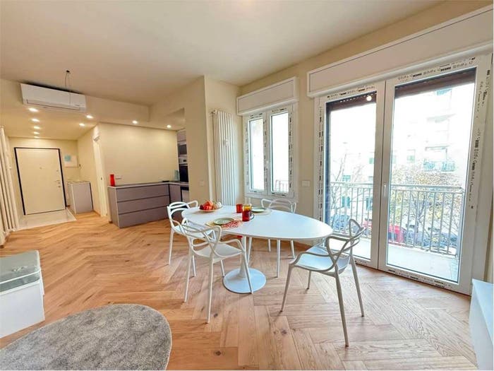 Appartamento quadrilocale in vendita in Viale Teodorico, Portello Parco Vittoria, Milano