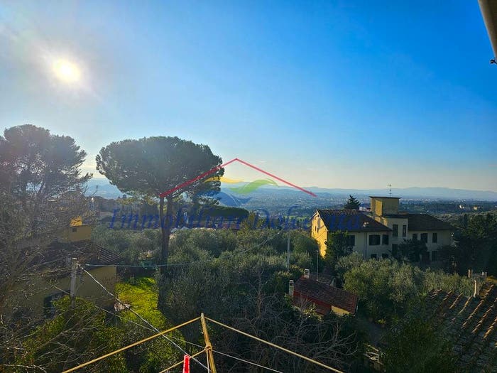 Appartamento quadrilocale in vendita in Via dei Cioli, Settignano, Firenze