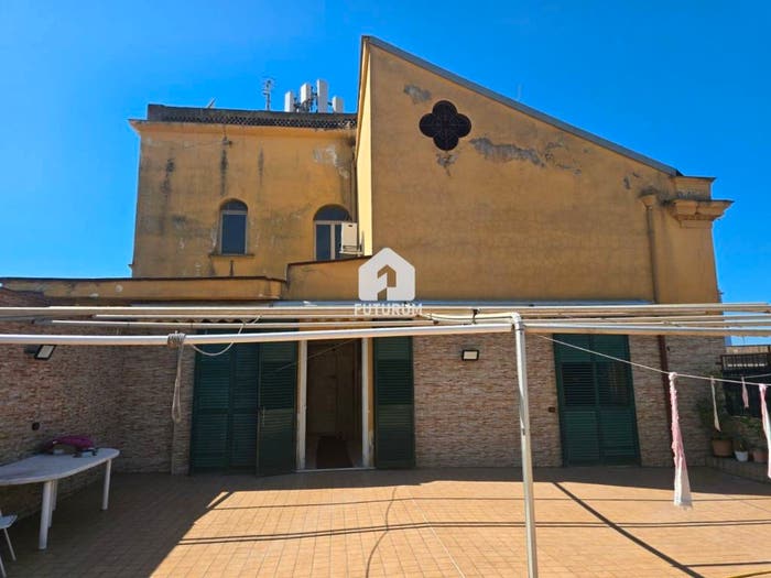 Appartamento quadrilocale in vendita in Via Ferrante Imparato, San Giovanni a Teduccio, Napoli