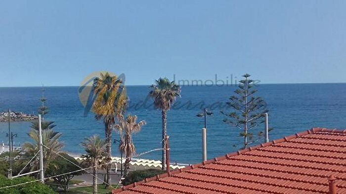Appartamento trilocale in vendita in Via Vittorio Emanuele II, Centro, Bordighera