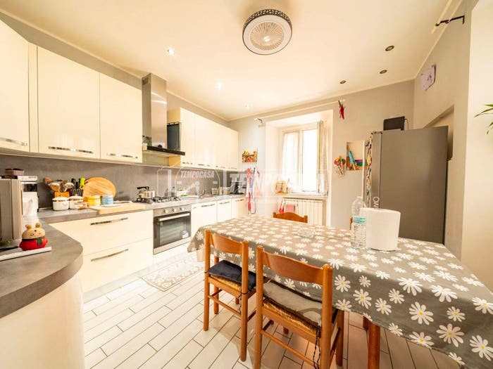 Appartamento trilocale in vendita in Via Privata Pariani, Centro, Gravellona Toce