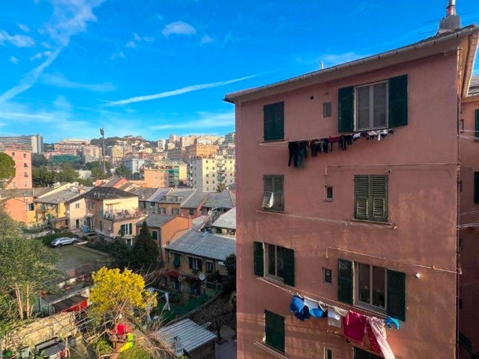 Appartamento trilocale in vendita in Via Pontetti, Sturla, Genova