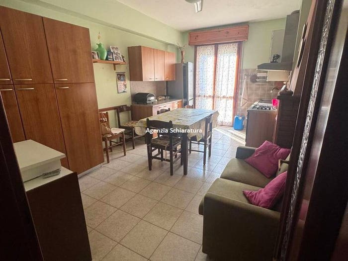 Appartamento con 6 locali in vendita in Gallo, Petriano