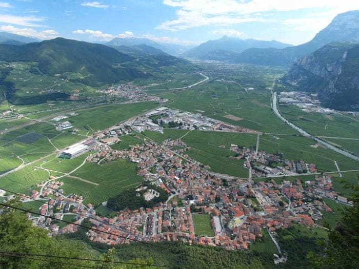 Appartamento trilocale in vendita in Mezzocorona, Centro