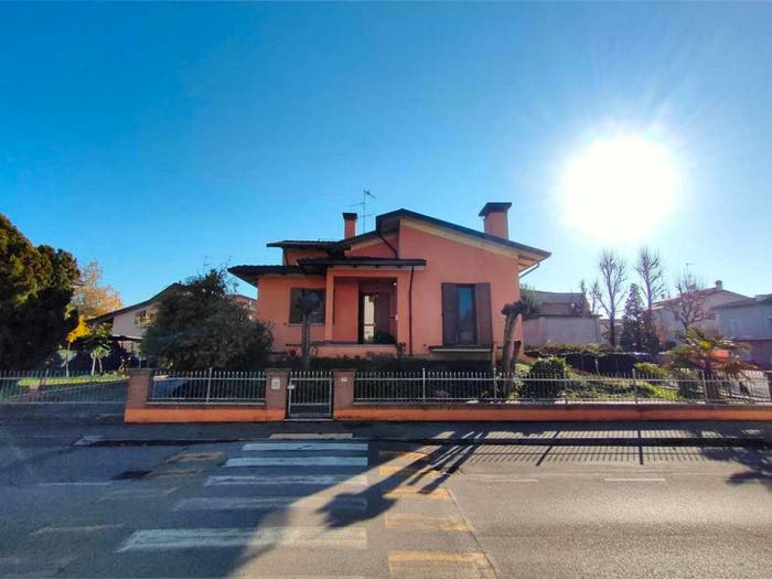 Casa con 6 locali in vendita in Centro, Campogalliano