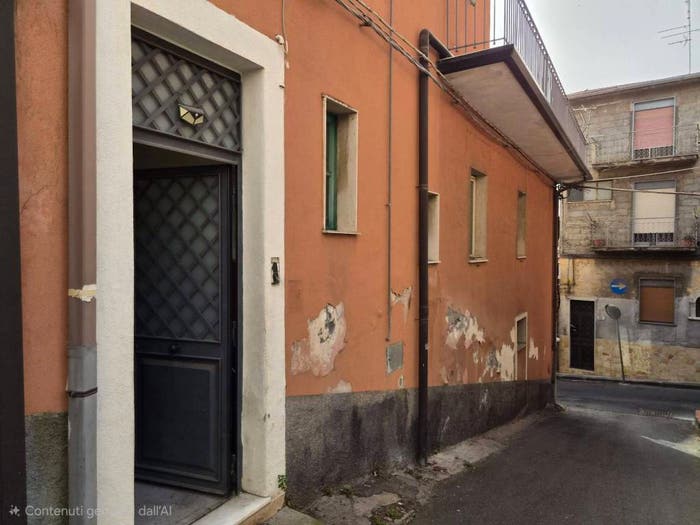 Appartamento con 5 locali in vendita in Via Giuseppe Galliano, Motta Sant'Anastasia