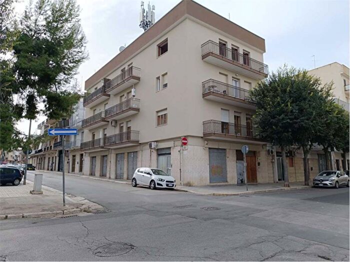 Appartamento trilocale in vendita in Pineta Maraldo, Andria