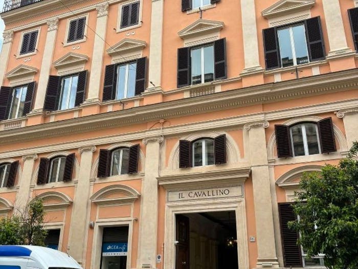 Appartamento quadrilocale in vendita in Via Settembre, Repubblica, Roma