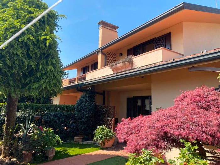 Casa con 6 locali in vendita in Centro, Alzano Lombardo