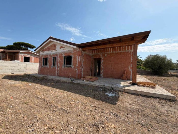 Casa quadrilocale in vendita in VIA DEL DIVINO AMORE SNC, Frattocchie, Marino