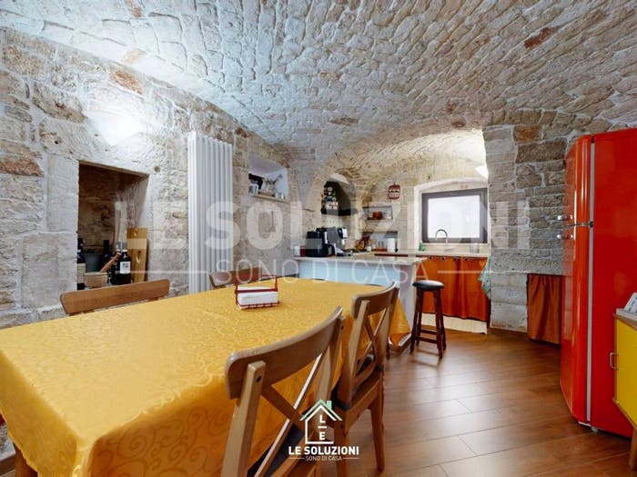 Casa trilocale in vendita in Via Campanile, Putignano