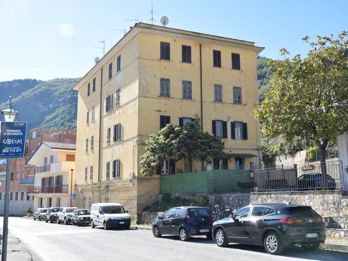Appartamento trilocale in vendita in Corso Agosto, Centro, Esperia