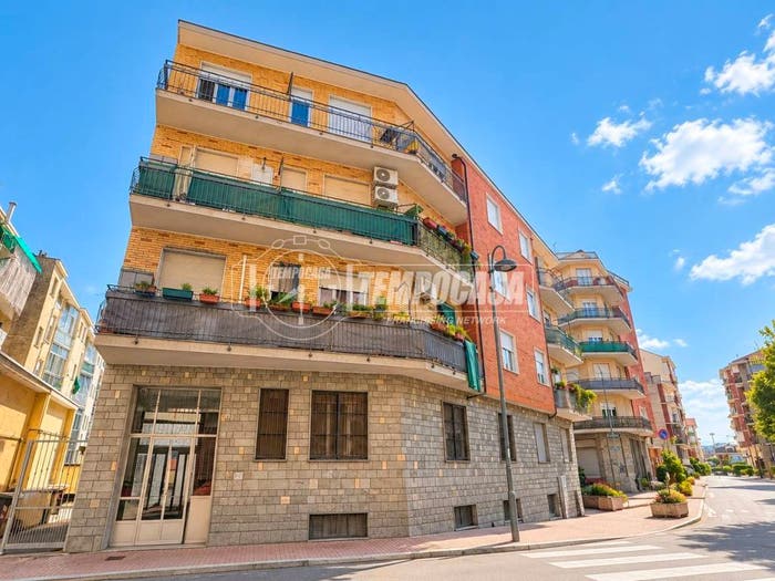 Appartamento trilocale in vendita in Via Juvarra, Nichelino