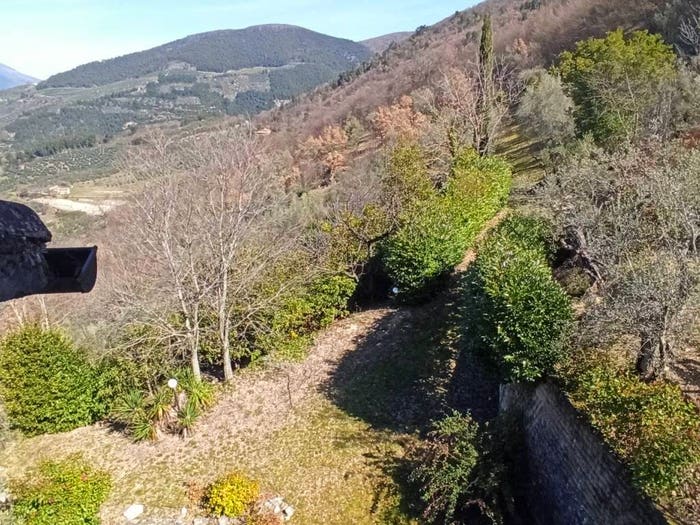 Casa con 5 locali in vendita in Vocabolo Castiglioni Alto, Arrone