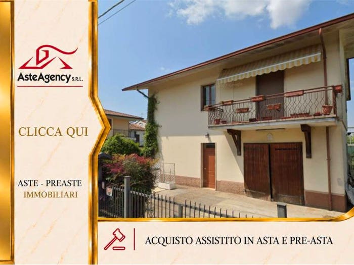 Casa quadrilocale in vendita in Via Don Luigi Sturzo, Grumello Cremonese, Grumello Cremonese ed Uniti