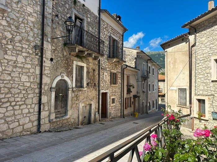 Casa con 5 locali in vendita in Via Vittorio Veneto, Centro, Sant'Eufemia a Maiella