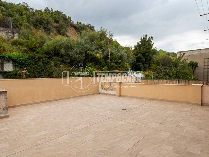 Appartamento trilocale in vendita in Stazione, Ancona