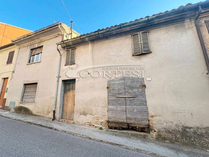 Casa quadrilocale in vendita in Via Mazzini, Centro, Monte Porzio