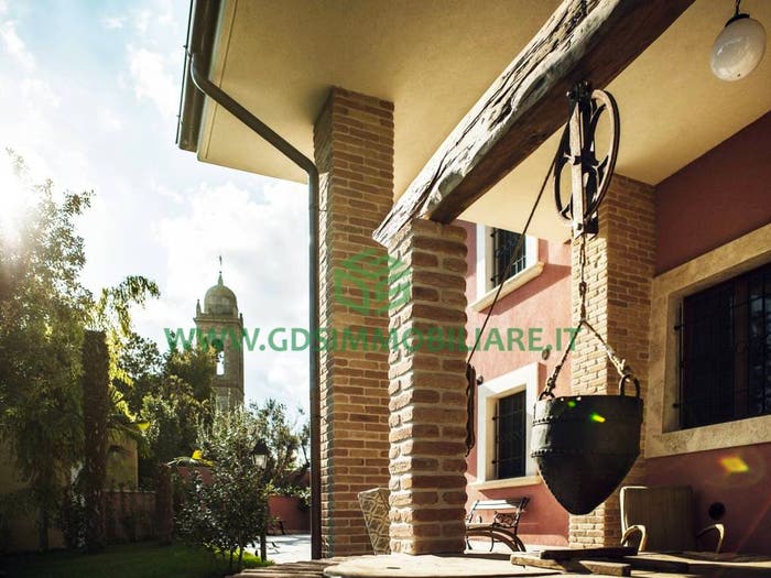 Casa con 6 locali in vendita in Via Vittorio Emanuele, Centro, Colli del Tronto