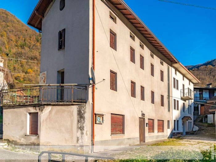 Casa con 6 locali in vendita in Via Piave, Borgo Valbelluna