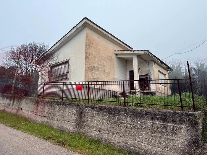 Casa quadrilocale in vendita in Via Colleolivo, Arce