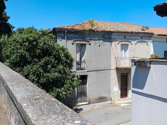 Casa con 6 locali in vendita in Contrada Ripari, Ripari Bardella, Ortona
