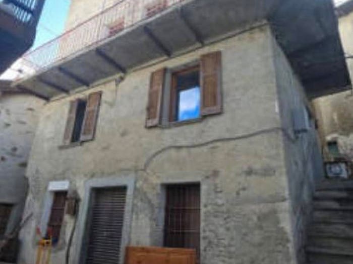 Casa trilocale in vendita in Via Berniga, Ponte in Valtellina