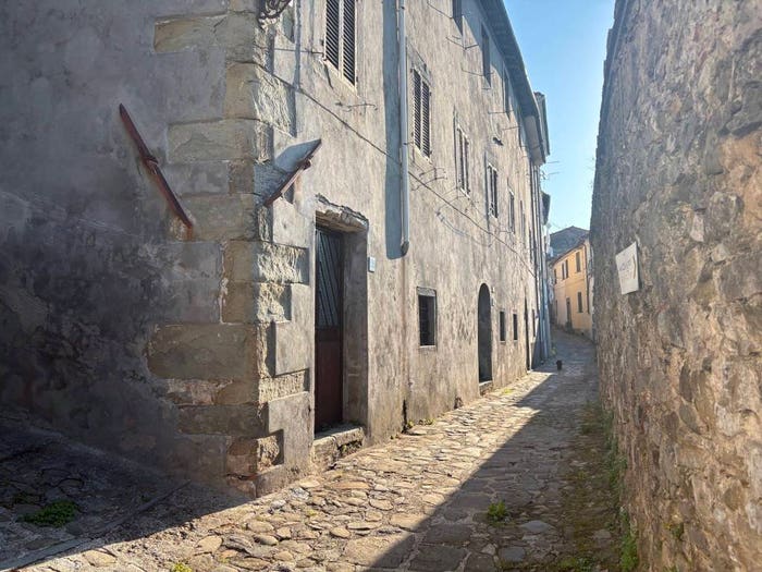 Casa con 5 locali in vendita in Via del Forte, Centro, Coreglia Antelminelli