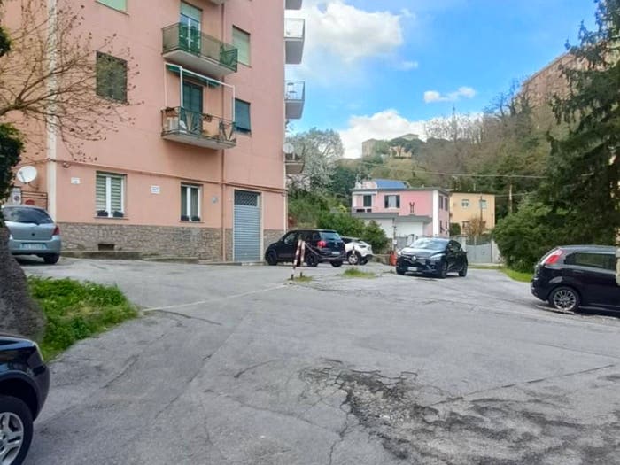 Appartamento trilocale in vendita in Via Guido Agosti, Cornigliano, Genova